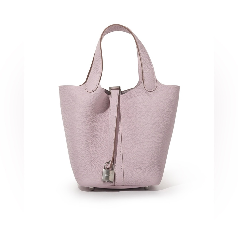 Hermès
Mauve Pale Clemence Picotin Lock 18 Palladium Hardware